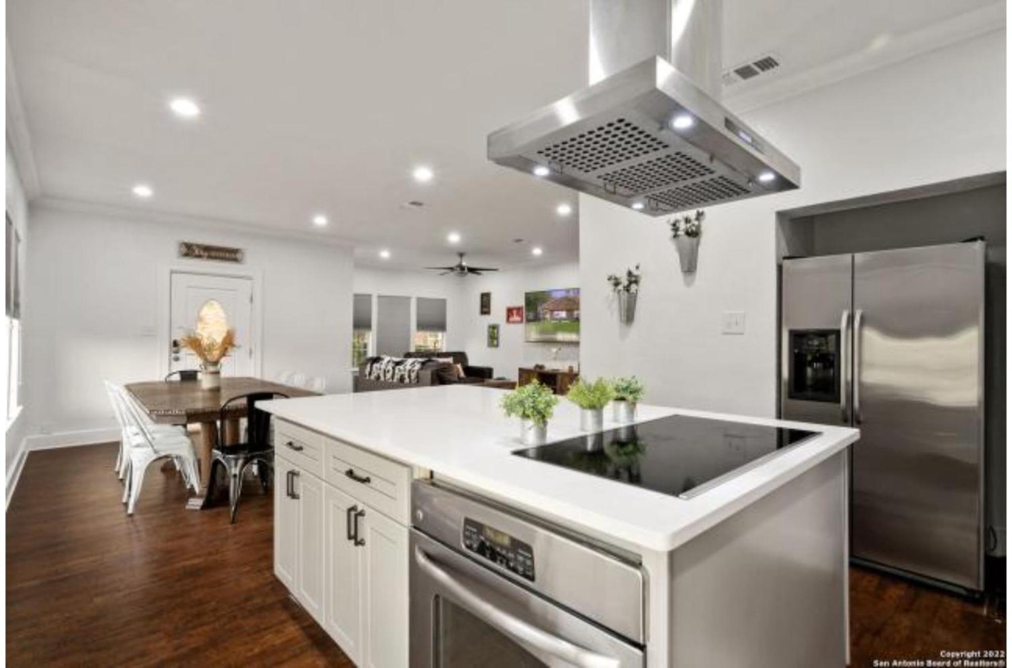 Experience Serenity In A 4Br3Ba Downtown Home San Antonio Exteriér fotografie