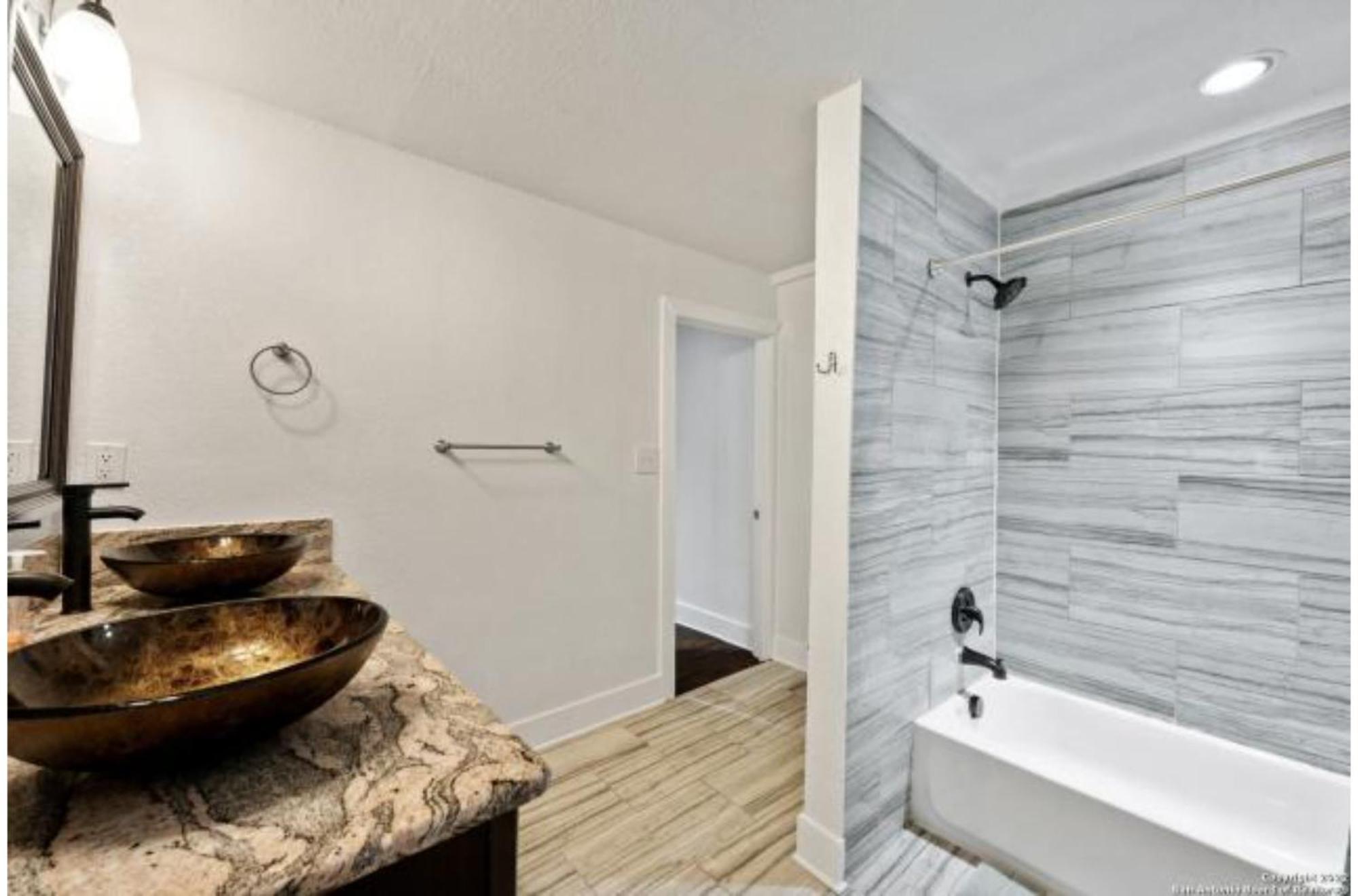 Experience Serenity In A 4Br3Ba Downtown Home San Antonio Exteriér fotografie